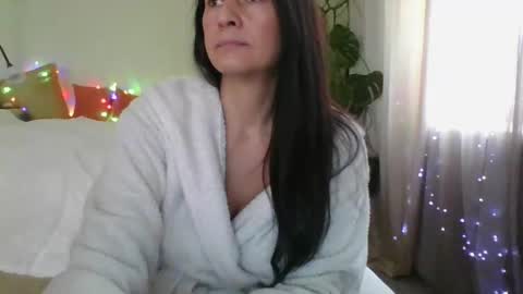 Snapshot of lady_devilxxx chatting on February 2, 10:56 am Kris online show from February 2, 10:56 am