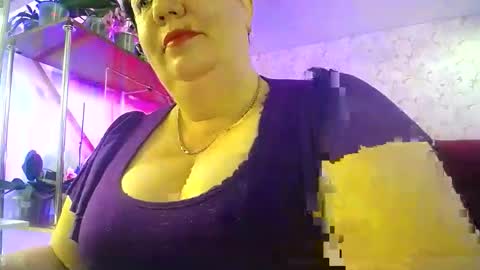 Lady Gloria online show from May 7, 7:37 am
