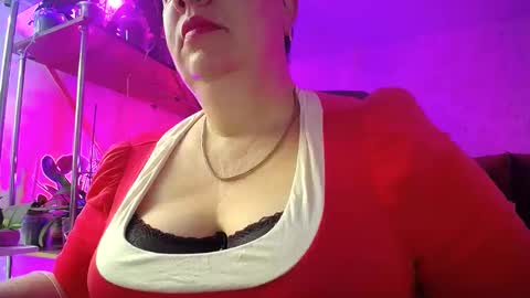 Snapshot of lady_gloria chatting on February 3, 3:53 am Lady Gloria online show from February 3, 3:53 am