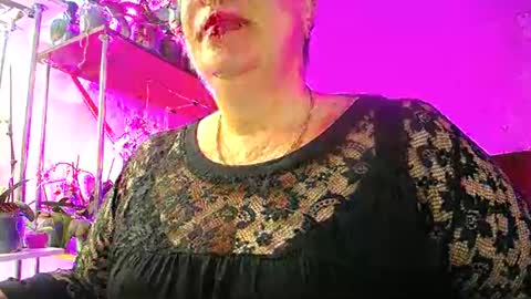 Snapshot of lady_gloria chatting on February 22, 5:34 am Lady Gloria online show from February 22, 5:34 am