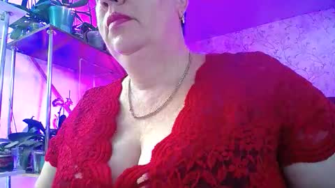 Snapshot of lady_gloria chatting on September 10, 4:24 am Lady Gloria online show from September 10, 4:24 am