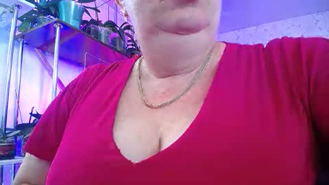 Snapshot of lady_gloria chatting on September 19, 10:41 am Lady Gloria online show from September 19, 10:41 am