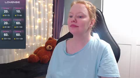 Snapshot of lady_inari chatting on January 25, 9:25 pm Angelika online show from January 25, 9:25 pm
