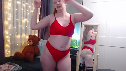 Snapshot of lady_inari chatting on January 22, 8:49 pm Angelika online show from January 22, 8:49 pm