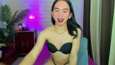 lady_marj000 online show from October 24, 1:06 am