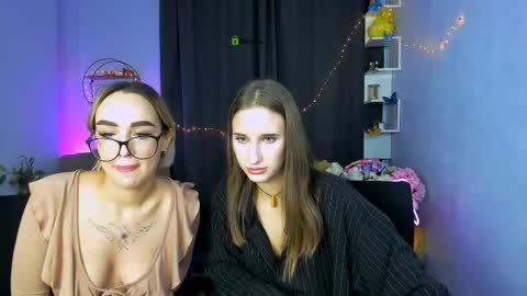 lady online show from November 13, 11:24 am