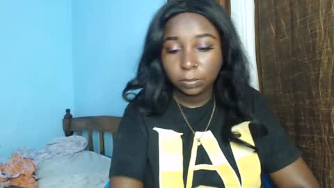 Snapshot of lady_twerky chatting on January 15, 2:24 pm Maya online show from January 15, 2:24 pm