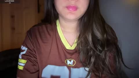 Aria online show from November 8, 5:49 pm