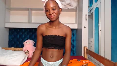 ladydiva69 online show from February 4, 8:13 pm