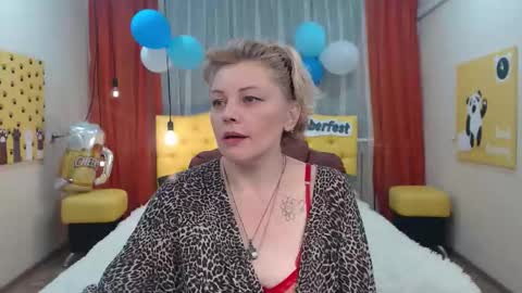ladyelina online show from September 22, 4:11 pm