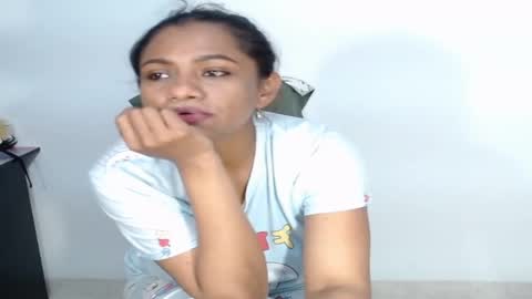 lady online show from March 20, 3:44 am