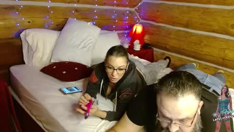 ladylorreign online show from February 1, 8:00 am