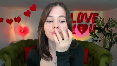 Amelia online show from March 8, 8:55 am