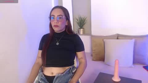 Isabella  online show from March 19, 9:31 pm