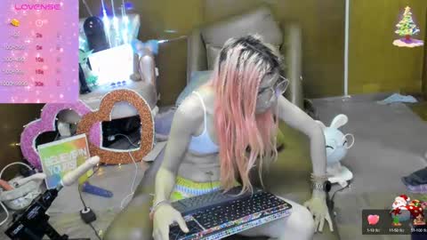 Skinnygirl online show from October 4, 2:20 am