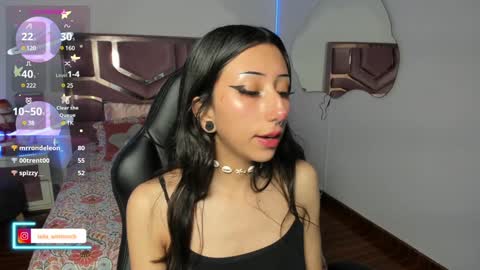 Snapshot of laila_angel chatting on December 17, 11:05 pm laila_angel online show from December 17, 11:05 pm