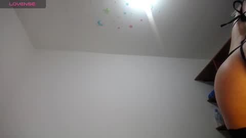 Snapshot of laila_laly chatting on January 26, 11:08 pm Leila Laly online show from January 26, 11:08 pm