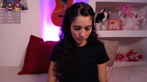 Snapshot of lailypink chatting on February 23, 2:51 am samanta online show from February 23, 2:51 am