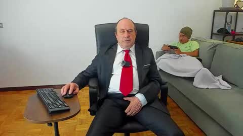 Snapshot of lajose52 chatting on September 11, 6:53 pm lajose52 online show from September 11, 6:53 pm