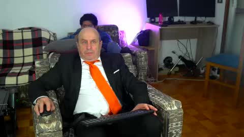 Snapshot of lajose52 chatting on January 19, 7:58 pm lajose52 online show from January 19, 7:58 pm