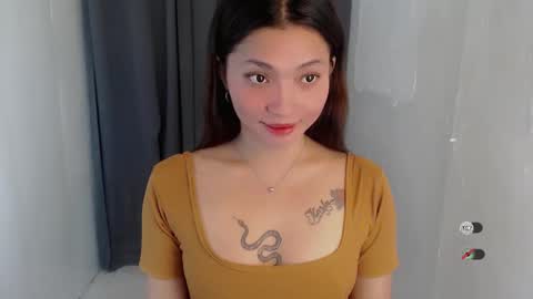 lala_lany online show from April 18, 8:38 am