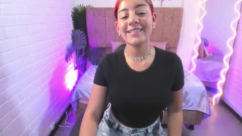 Lala  online show from November 6, 7:17 pm