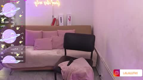 Lala  online show from October 10, 8:24 pm