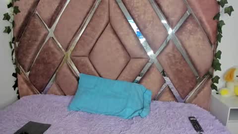 lalau online show from October 23, 2:02 am