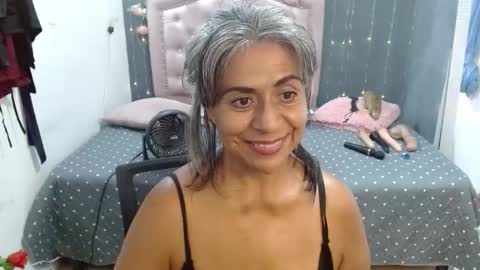 lalisha online show from September 27, 1:58 am