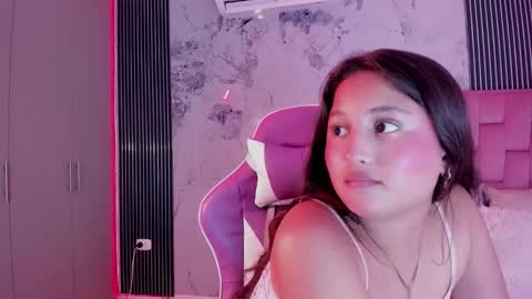 Laura online show from September 27, 1:20 pm