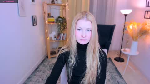 Laly online show from December 30, 3:23 pm