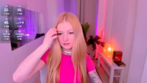 Laly online show from March 9, 4:33 pm