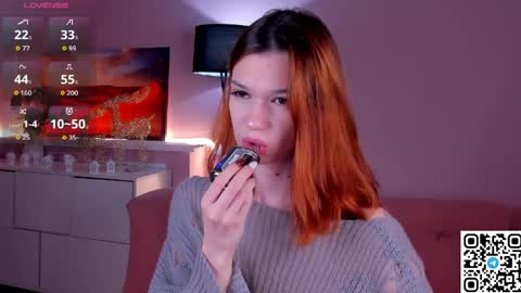 Mimi online show from April 4, 8:38 pm