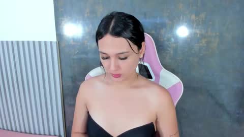 Lana online show from October 1, 8:30 pm