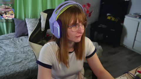 Kay online show from December 6, 7:48 am