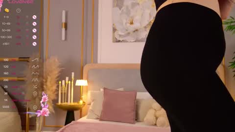 lana_ellie online show from February 21, 8:17 am