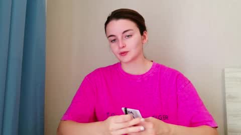 lana_gl online show from May 27, 7:38 am
