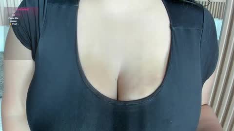 lana_lann online show from April 10, 11:48 am