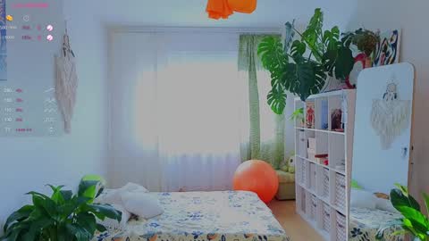 Lana online show from October 11, 11:48 am