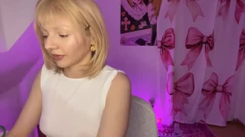 lana_sweetie1 online show from February 1, 6:29 pm