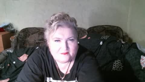 lanacat555 online show from March 1, 6:01 pm