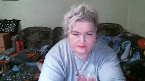 lanacat555 online show from October 12, 10:22 pm