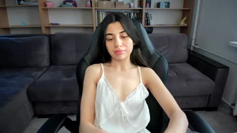 Lana online show from July 24, 4:37 pm