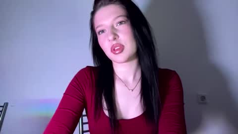 Sarah online show from January 19, 3:22 pm