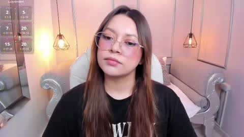 Lanna online show from October 1, 12:04 pm