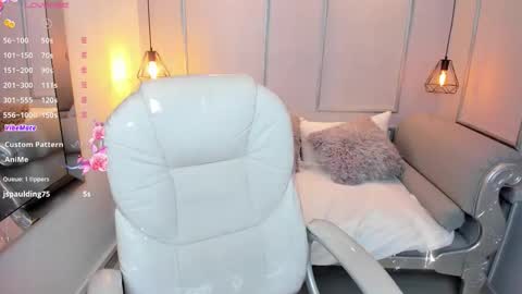 Lanna online show from October 24, 12:17 pm