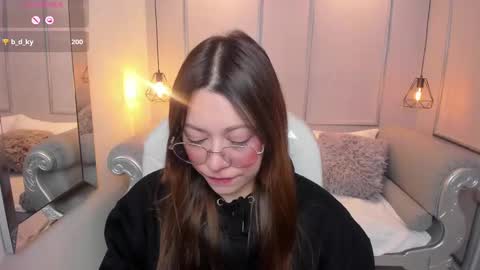 Lanna online show from October 8, 12:11 pm