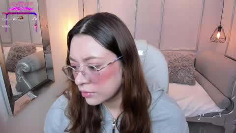 Lanna online show from September 29, 11:53 am