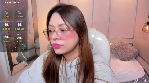 Lanna online show from September 27, 12:03 pm