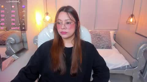 Lanna online show from October 7, 12:01 pm